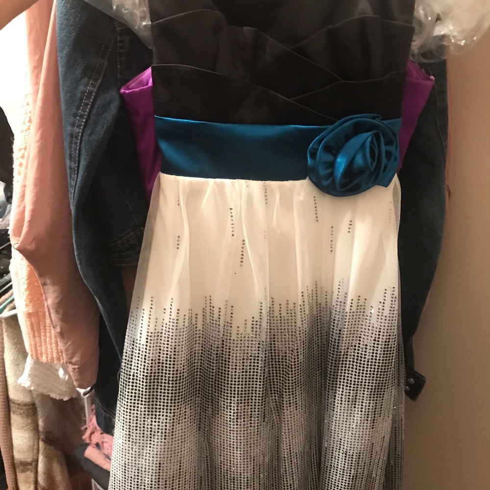 Strapless cocktail dress short